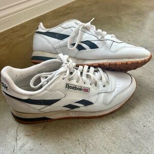 Reebok casual shoes